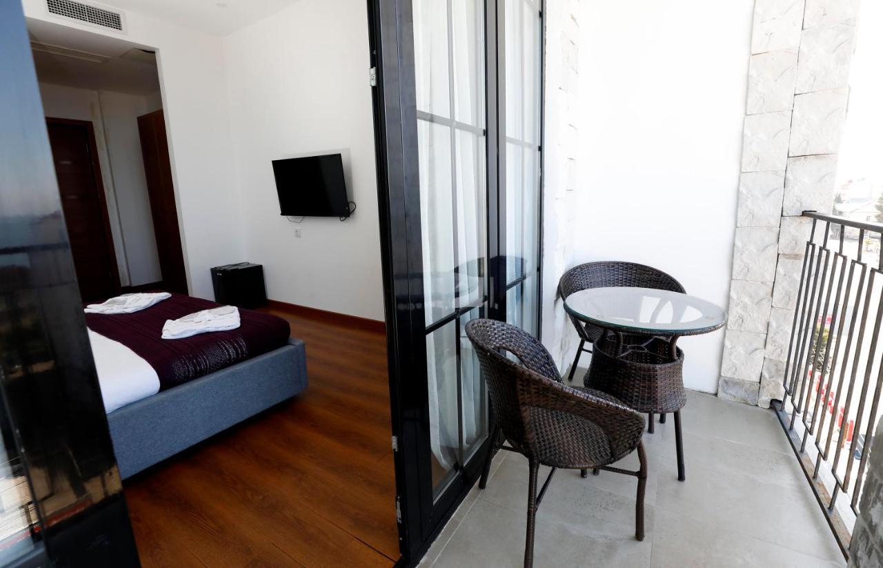 Hotel Homey Kobuleti Εξωτερικό φωτογραφία